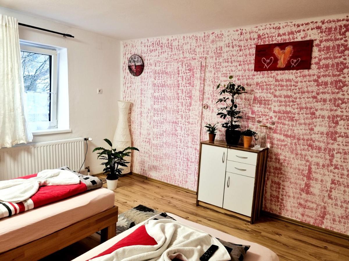 Ferienwohnung Salzburg Living Guggenthal Exterior foto