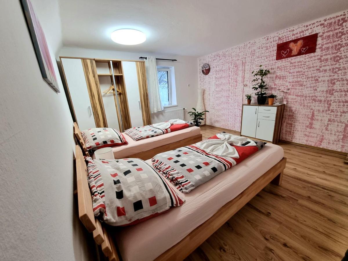Ferienwohnung Salzburg Living Guggenthal Exterior foto